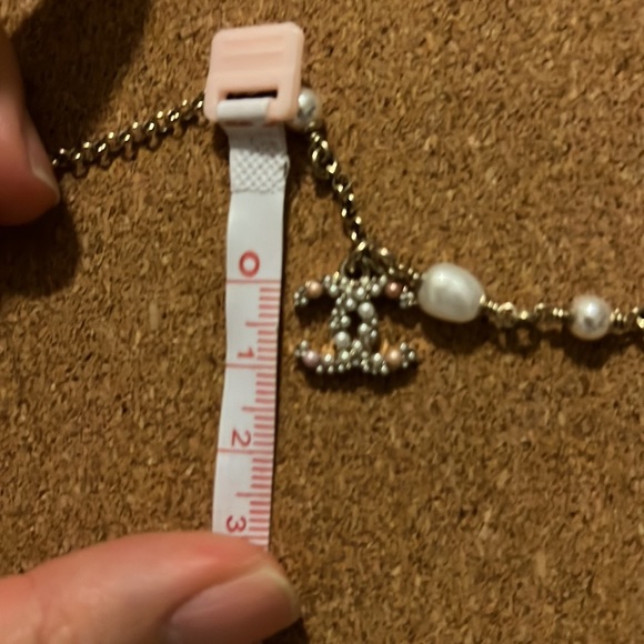 NIB Chanel Pearl CC Bracelet - Picture 11 of 11